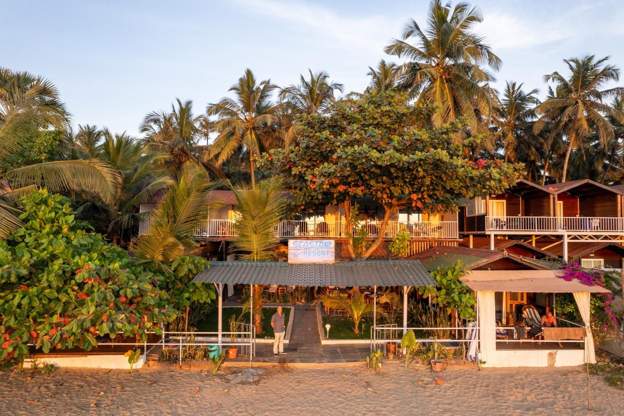 Sea Star Resort Agonda Exteriör bild